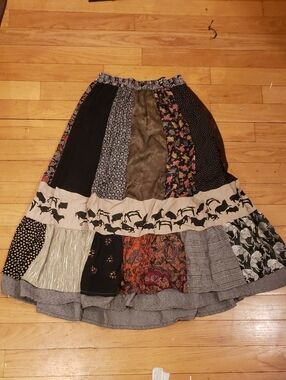 Donna Jessica Mixed-Pattern Patchwork Maxi Skirt Black Cream Olive Rust and Gray